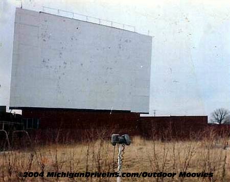 Family Drive-In Theatre - Family Screen Tower 1980S Courtesy Darryl Burgess-Outdoor Moovies